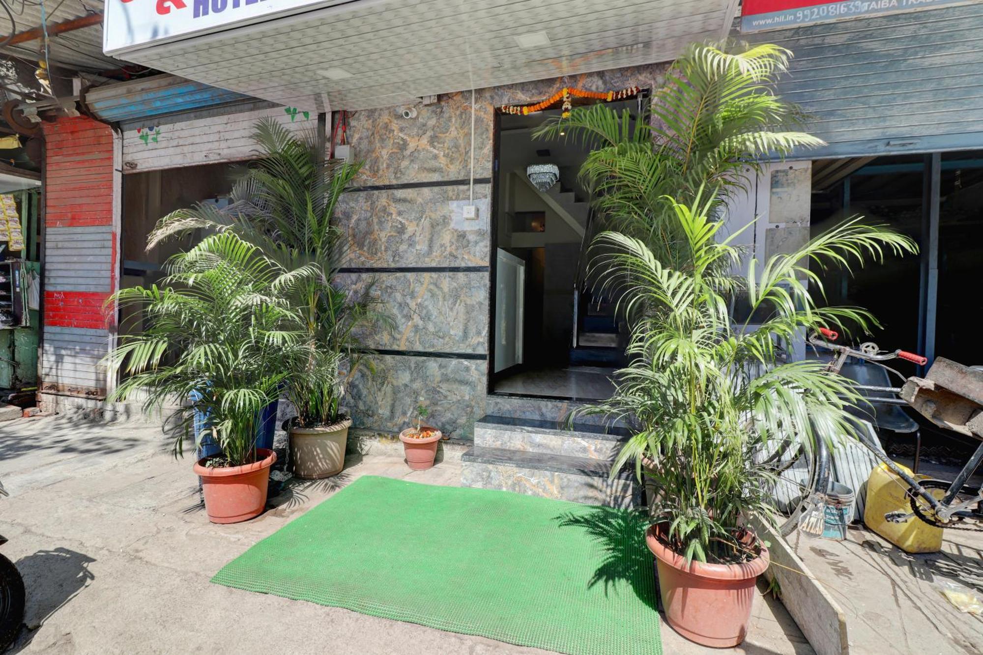 Hotel New Balaji Residency Mumbai Exterior photo