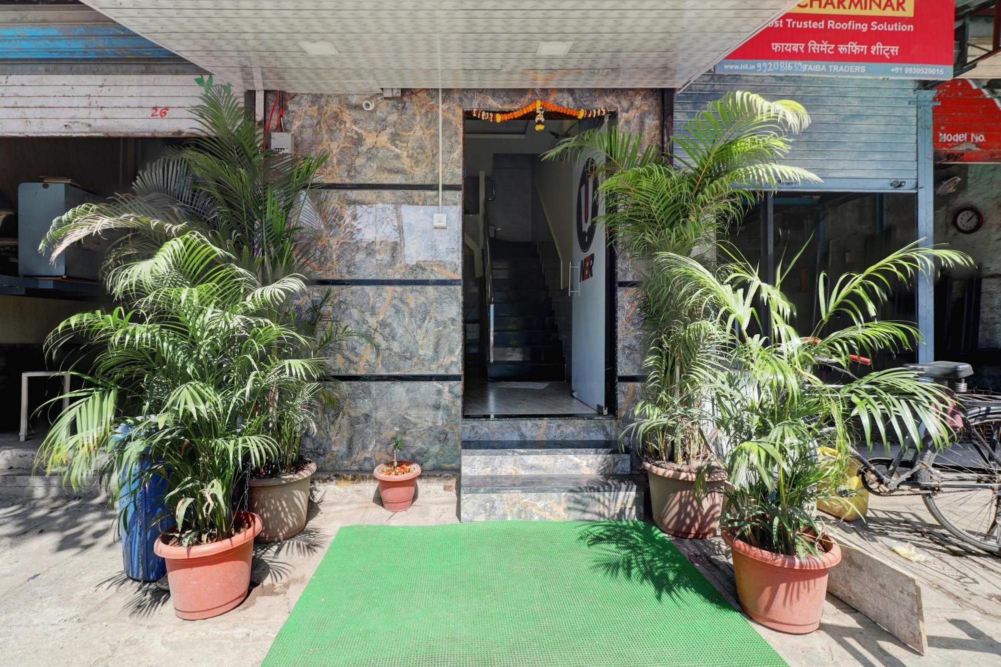 Hotel New Balaji Residency Mumbai Exterior photo